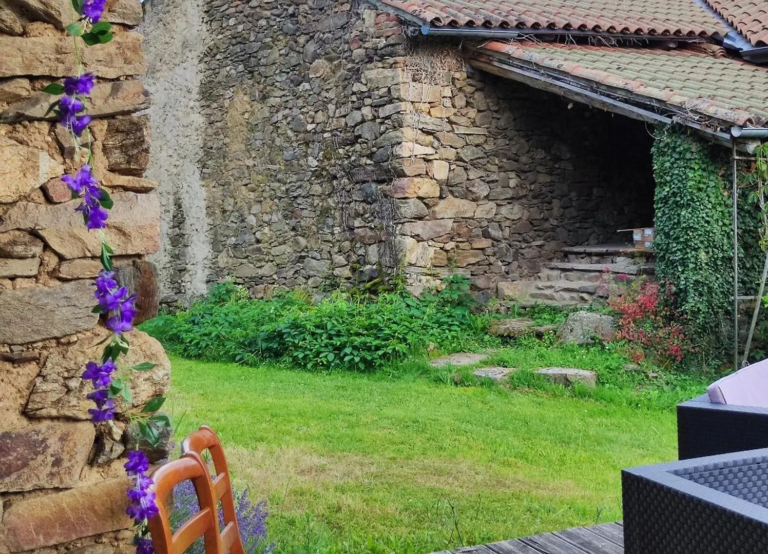 Eco-Gite Cottage Panoramique, Terrasses, Baby Foot, 150 M2 Renove Et Agrandi En 2024, Activites Proposees Champagnac-le-Vieux Holiday home
